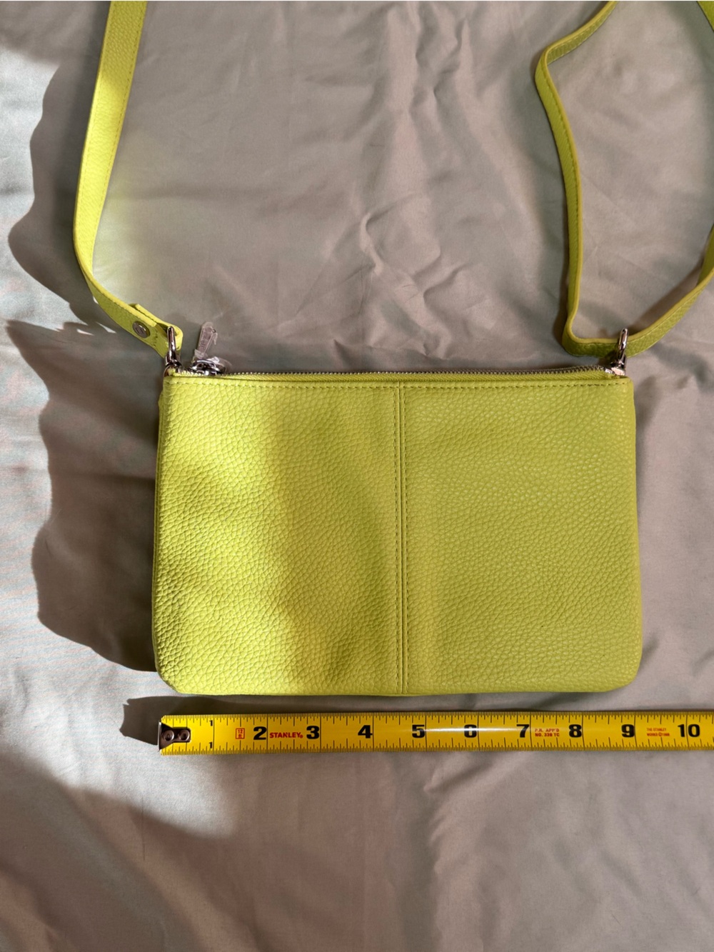NWOT Thirty-One Jewell Crossbody Clutch Street Style purse Citrus Lime Pebble - Picture 6 of 7